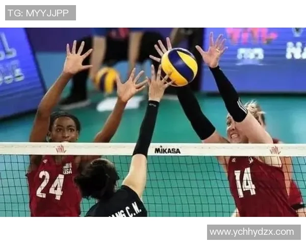 重庆排球队的防反战术揭秘:深度解析排球比赛中的策略与技巧 重庆排球队的防反战术揭秘:深度解析排球比赛中的策略与技巧