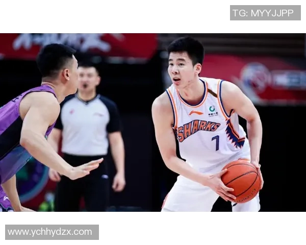 郭昊文：从篮球新星到未来巨星的成长之路与挑战