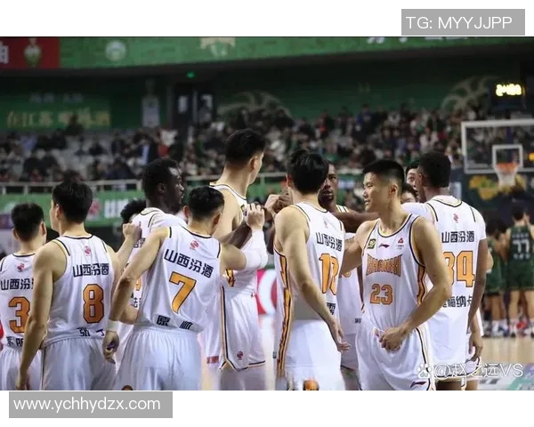 第32轮激战山西男篮迎战广东队争夺季后赛关键胜利