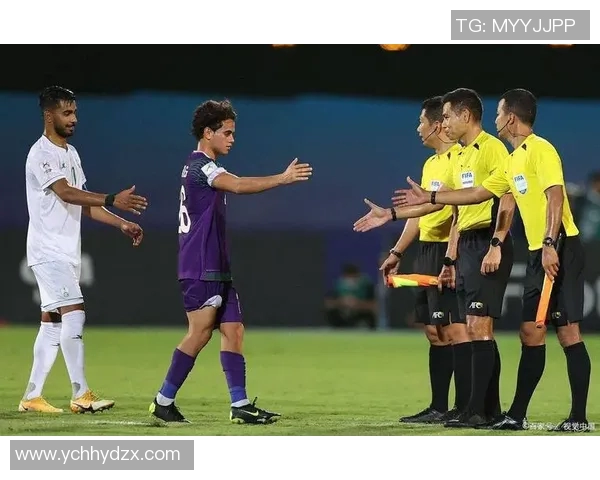 萨德与纳萨夫的激烈对决揭示了足球战术与团队合作的重要性