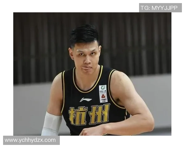 许钟豪的成长之路：从青涩少年到职场精英的蜕变历程