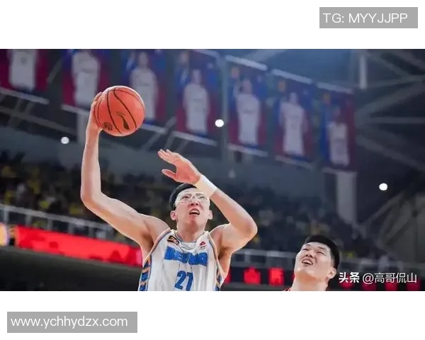 CBA焦点对决广厦迎战四川全力争胜展现球队实力与斗志