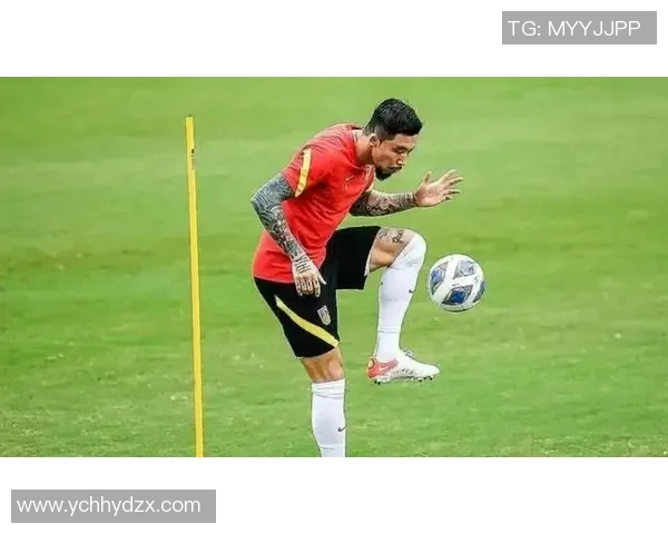 广州足球队的奋斗历程与荣耀追寻：一段不屈不挠的足球纪实之旅