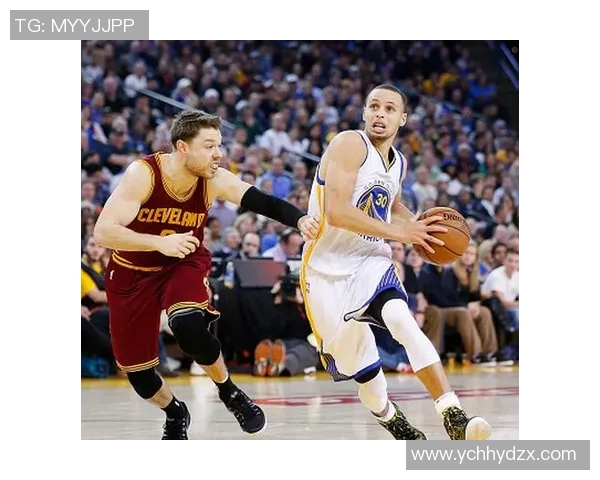 骑士与勇士的巅峰对决多姆的传奇之路与荣耀之战